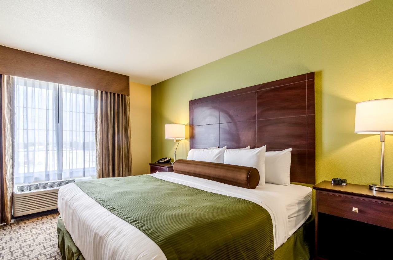 Cobblestone Hotel & Suites - Mccook 外观 照片